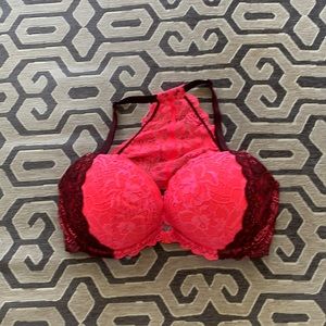 Victoria’s Secret pink bra